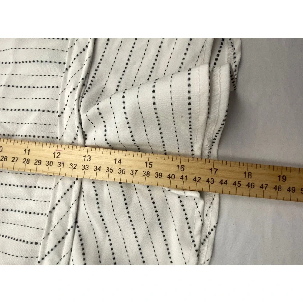 Jodi Kristopher White Black Dotted Stripe Ruffle Hem Mini Skirt Size 5 9675-X210